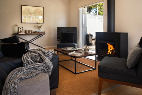 Lake Como Villa - Lismore Accommodation 2