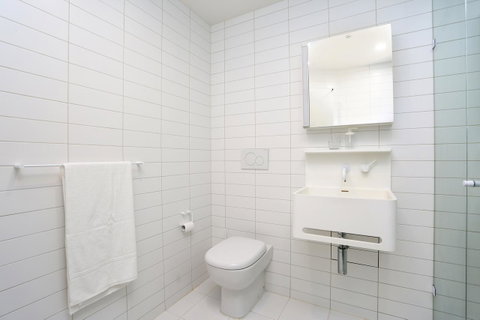 The Vision Apartment - Unbeatable Skyline View - Lismore Accommodation 1