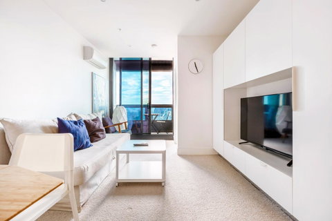 The Vision Apartment - Unbeatable Skyline View - Lismore Accommodation 15