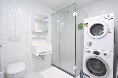 The Vision Apartment - Unbeatable Skyline View - Lismore Accommodation 3