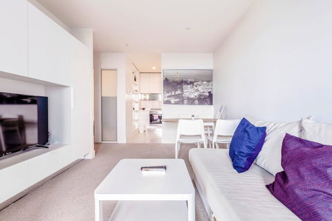 The Vision Apartment - Unbeatable Skyline View - Lismore Accommodation 14