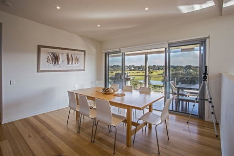 Saltwater Breeze Retreat - Lismore Accommodation 11