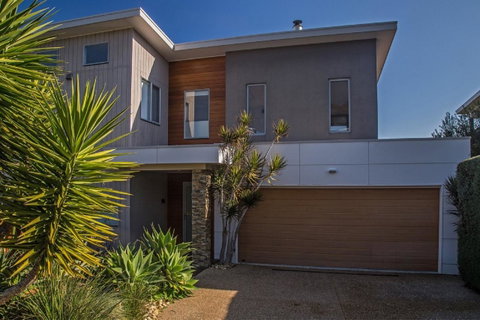 Saltwater Breeze Retreat - Lismore Accommodation 0
