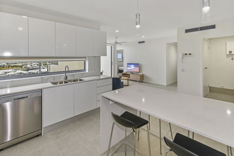 Aquarius Kawana - Lismore Accommodation 12