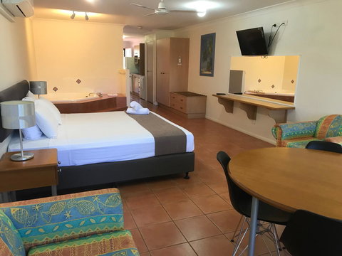 Coral Cove Resort - Lismore Accommodation 8