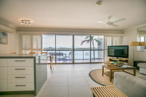 Noosa Shores Resort - Lismore Accommodation 4