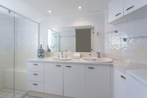 Noosa Shores Resort - Lismore Accommodation 8