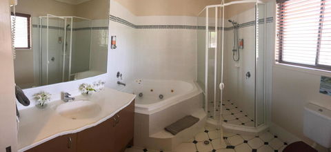 The Bearded Dragon Boutique Hotel - Lismore Accommodation 5