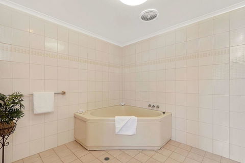 Econo Lodge Toowoomba Motel & Events Centre - Lismore Accommodation 21