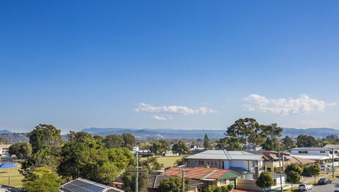 Boardwalk Burleigh Beach - Official - Lismore Accommodation 44