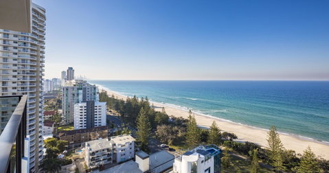 Boardwalk Burleigh Beach - Official - Lismore Accommodation 43