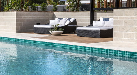 Boardwalk Burleigh Beach - Official - Lismore Accommodation 28