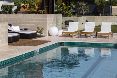 Boardwalk Burleigh Beach - Official - Lismore Accommodation 35