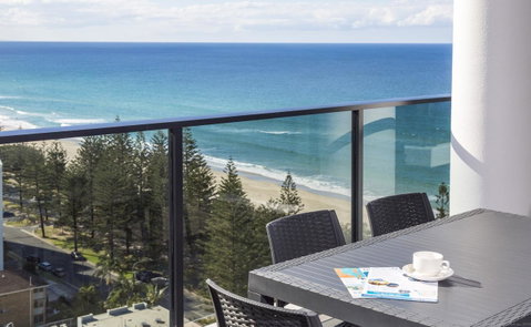 Boardwalk Burleigh Beach - Official - Lismore Accommodation 20