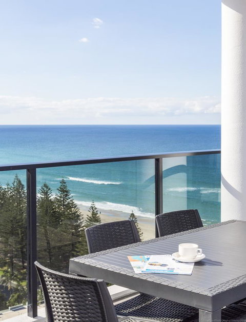 Boardwalk Burleigh Beach - Official - Lismore Accommodation 24