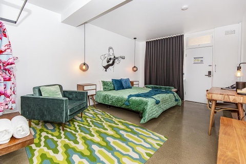 The Pink Hotel Coolangatta - Lismore Accommodation 28