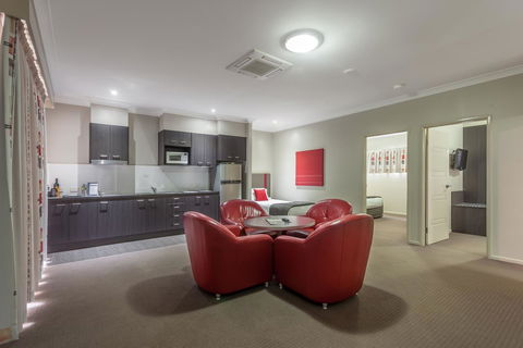 Platinum International - Lismore Accommodation 2