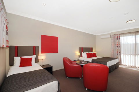 Platinum International - Lismore Accommodation 8