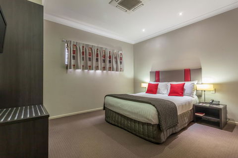 Platinum International - Lismore Accommodation 3