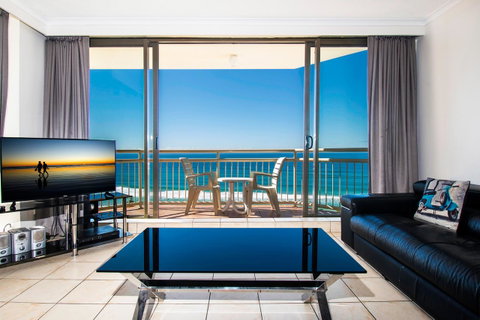 Seacrest Beachfront Apartments Surfers Paradise - Lismore Accommodation 13