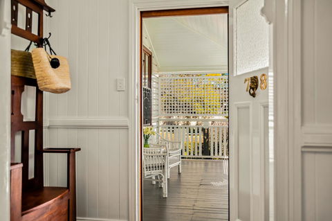 Frangipani House - Lismore Accommodation 2
