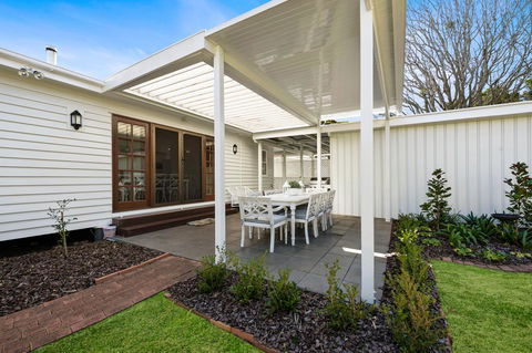 Frangipani House - Lismore Accommodation 25
