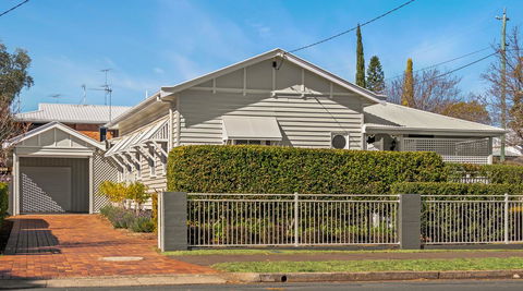Frangipani House - Lismore Accommodation 24