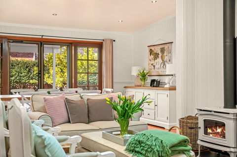 Frangipani House - Lismore Accommodation 8