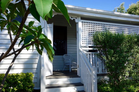 Frangipani House - Lismore Accommodation 1
