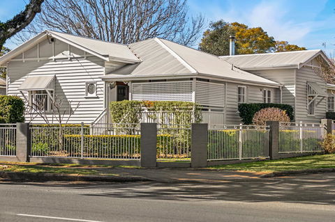 Frangipani House - Lismore Accommodation 28