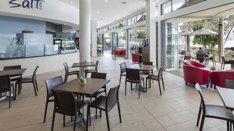 Oaks Hervey Bay Resort And Spa - Lismore Accommodation 26