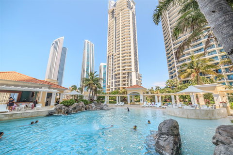 Towers Of Chevron - Private Apartment - Lismore Accommodation 0