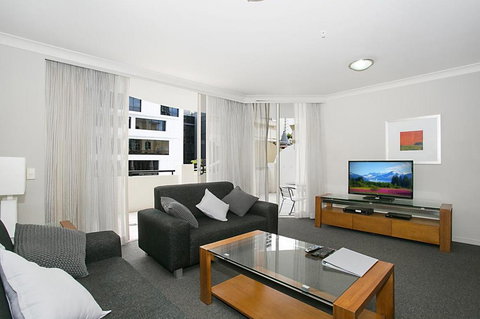 Towers Of Chevron - Private Apartment - Lismore Accommodation 2
