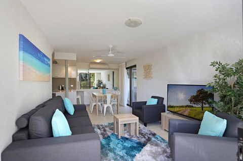 Kananda Beach House - Lismore Accommodation 2