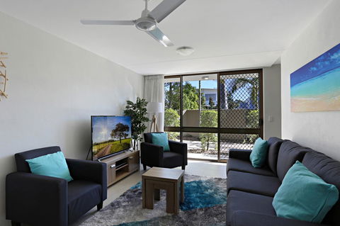 Kananda Beach House - Lismore Accommodation 1