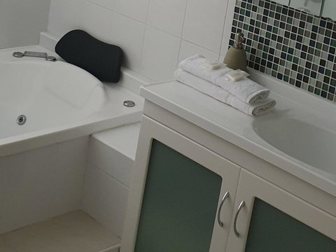Oceania On Burleigh Beach - Lismore Accommodation 17