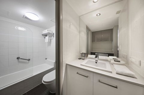 Novotel Surfers Paradise - Lismore Accommodation 19