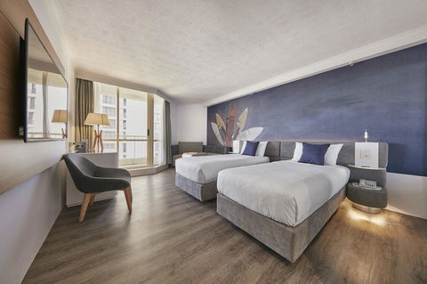 Novotel Surfers Paradise - Lismore Accommodation 4