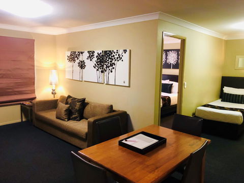 Ambassador On Ruthven - Lismore Accommodation 39