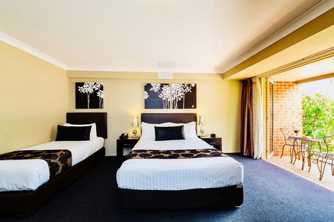 Ambassador On Ruthven - Lismore Accommodation 15