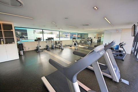 Luxury 3 Bedroom In Heart Of Broadbeach - Lismore Accommodation 9