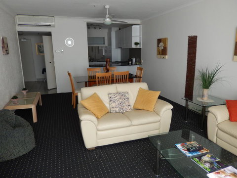Golden Gate Resort - Lismore Accommodation 1