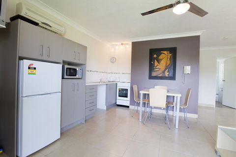 Bay Of Palms - Lismore Accommodation 37