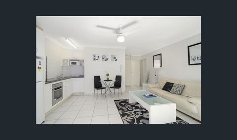 Bay Of Palms - Lismore Accommodation 27