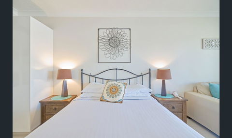 Bay Of Palms - Lismore Accommodation 9