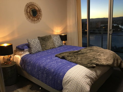 PeepSleep Chevron Towers - Lismore Accommodation 24