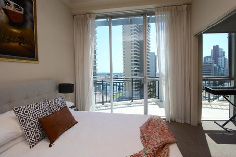 PeepSleep Chevron Towers - Lismore Accommodation 4