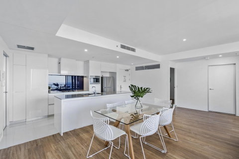 Circle On Cavill - Gclr - Lismore Accommodation 22