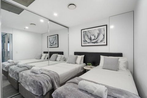 Circle On Cavill - Gclr - Lismore Accommodation 7