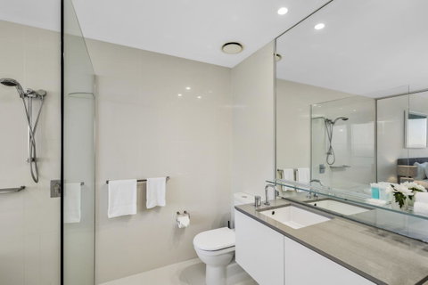 Circle On Cavill - Gclr - Lismore Accommodation 17